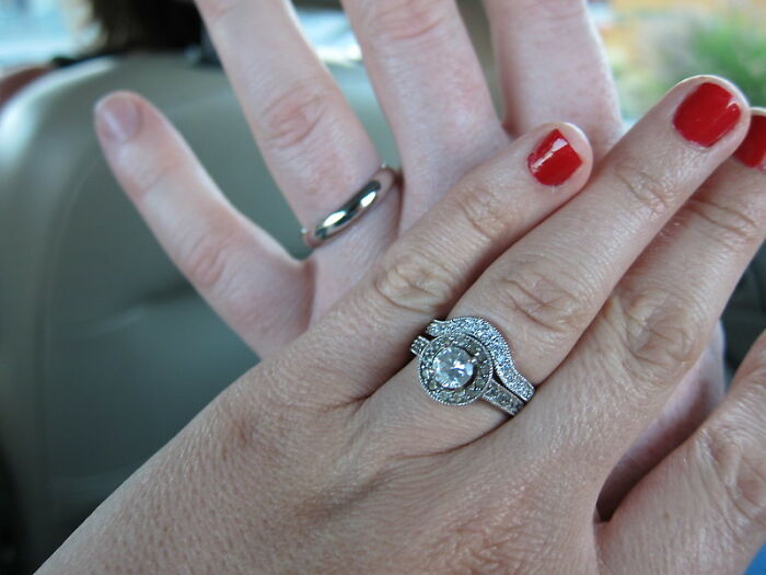 30 Exact Moments That Made Folks In This Online Group End Their Relationship