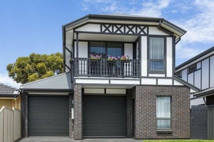 Ugly-Adelaide-Houses