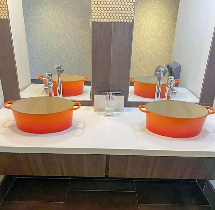 ¡Ollas como lavabos! No