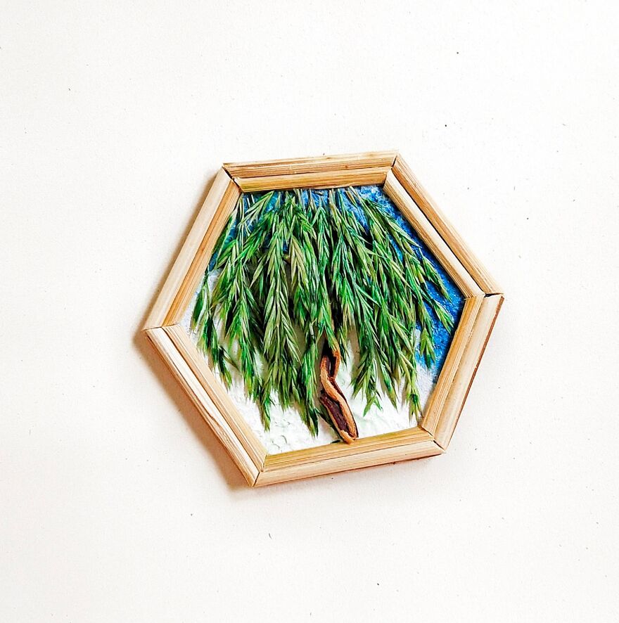 Willow Tree Miniature