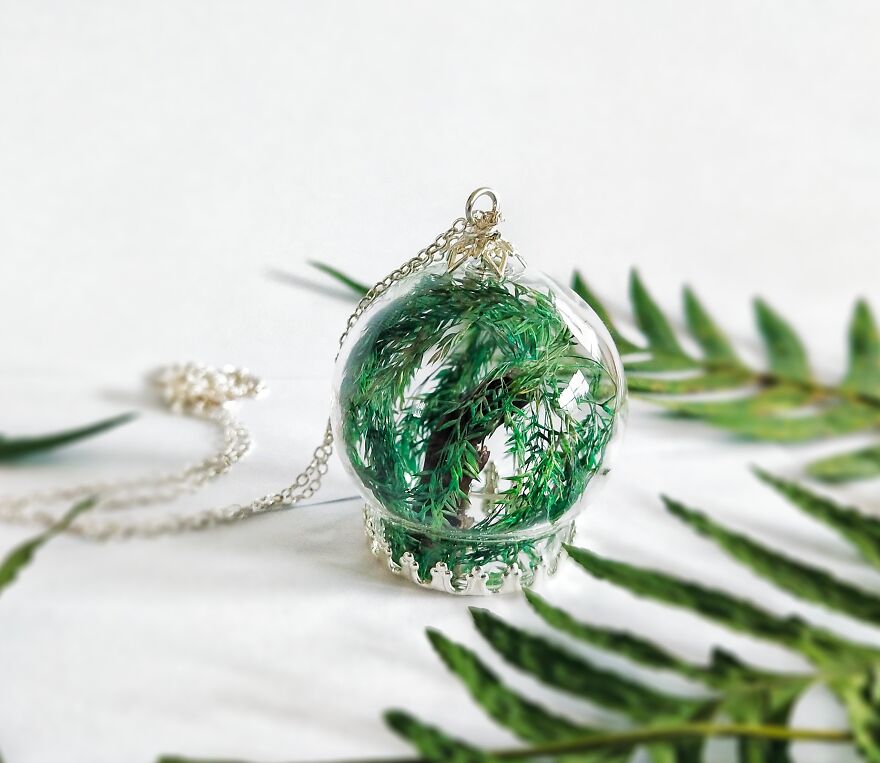 Willow Tree Glass Globe