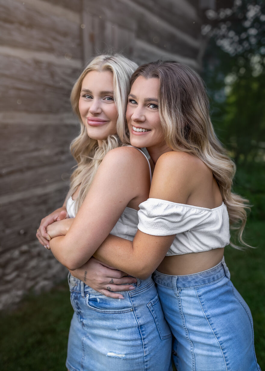 I Challenged Myself To Photograph 30 Different Sisters In 30 Days!