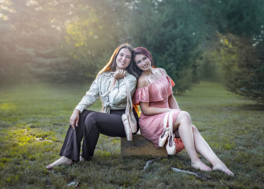 I Challenged Myself To Photograph 30 Different Sisters In 30 Days!