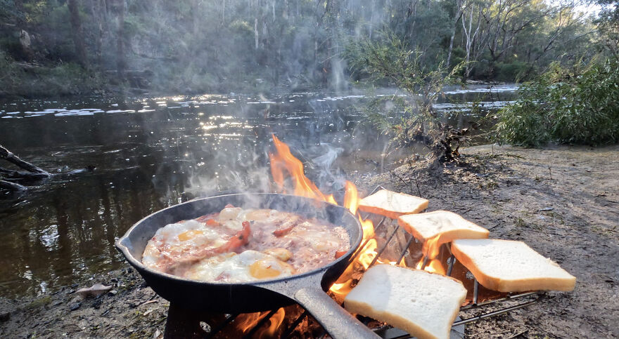 Cosy Camping In The Cold With Over The Fire Cooking (Relaxing Asmr)