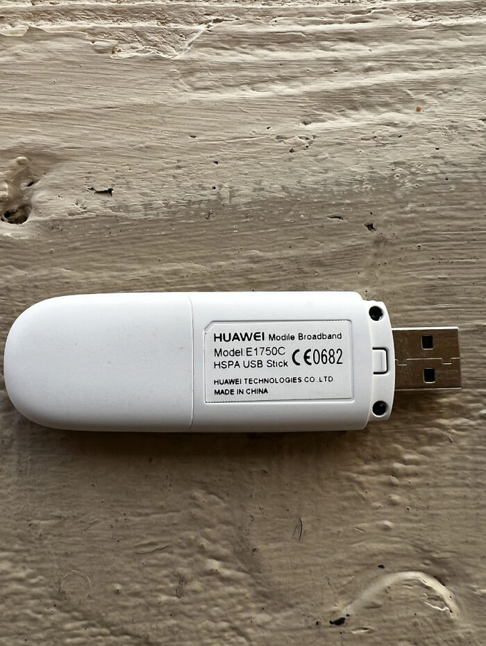 Received This In The Mail All By Itself, Addressed To Me With No Paper Work. Hmmm. Should I Plug It In? Ha!