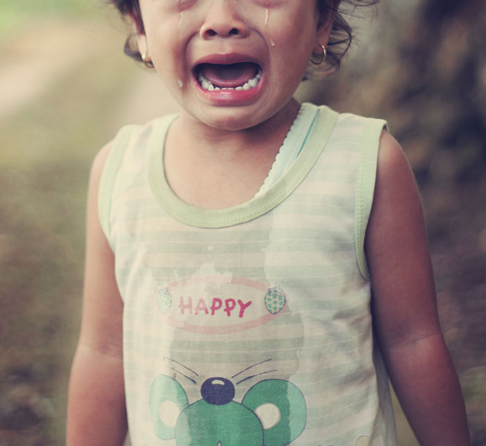 Plane Passenger Sparks Online Debates On &ldquo;Adult-Only&rdquo; Flights After Her 3-Hour Trip Gets Ruined By Crying Kid That&rsquo;s Kicking Her Chair