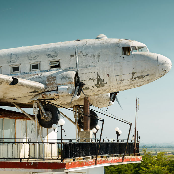 I Captured 15 Of The Most Beautiful Abandoned Places In Greece