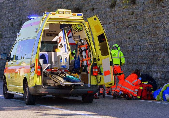 30 People Share Their Absolute Worst Homeowner Association Stories