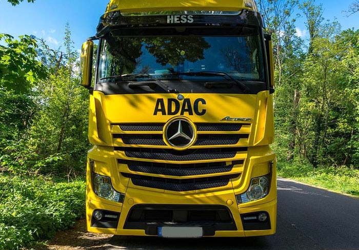 30 People Share Their Absolute Worst Homeowner Association Stories