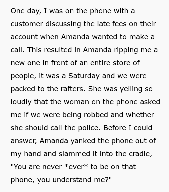 Manager &ldquo;Left Hanging&rdquo; In Elevator For 5 Hours With A Full Bladder After Her Employee Couldn&rsquo;t Help Her Because Of Her Own Absurd Rules