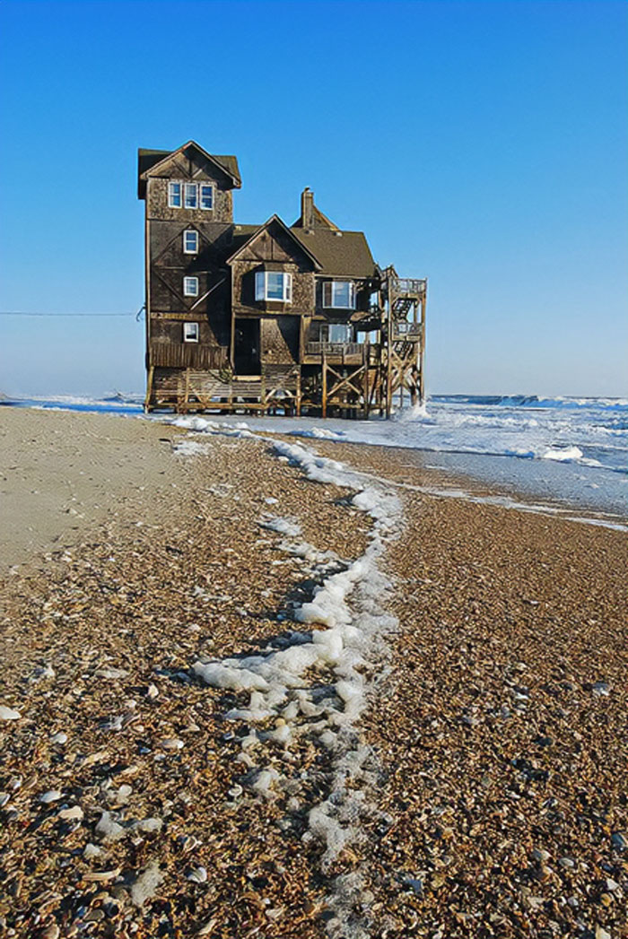Abandoned Beach House In North Carolina