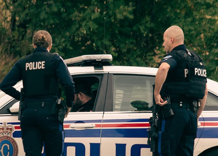 "I Called The Cops On My Neighbors Because They Don&rsquo;t Walk Their Dog": Resident Angers Both Their Neighbors And The Internet