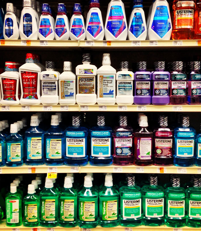 Someone Asks Cashiers To Share What Items Make Them Silently Judge People Who Buy Them, 50 Respond