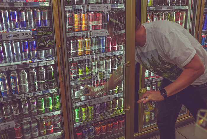 Someone Asks Cashiers To Share What Items Make Them Silently Judge People Who Buy Them, 50 Respond