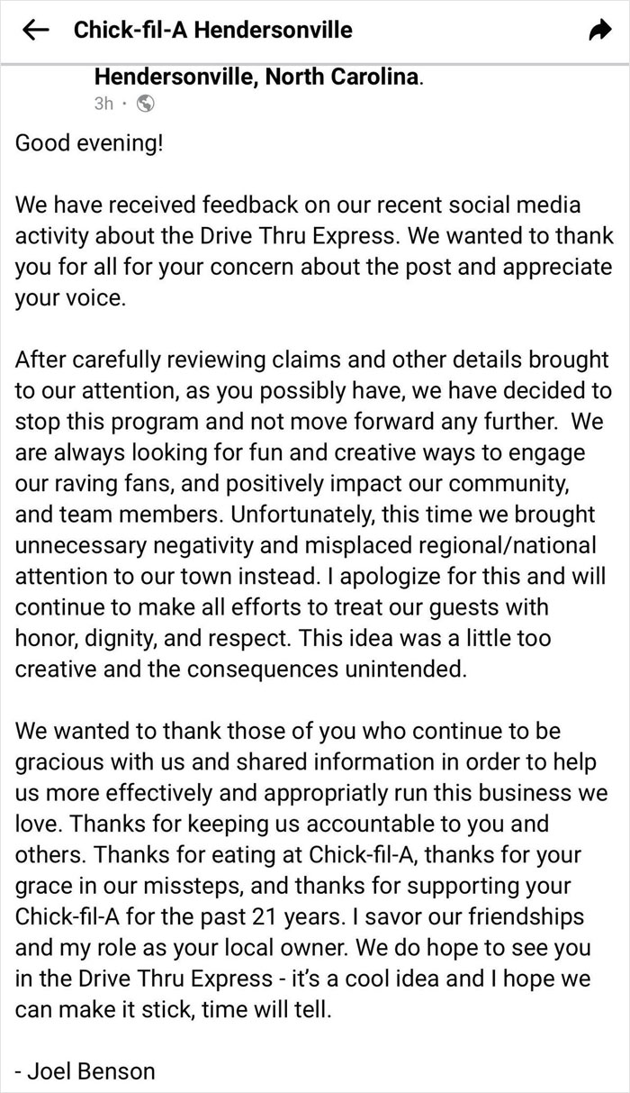 "We Are Looking For Volunteers For Our New Drive Thru": Chick-Fil-A Faces Backlash For Their Despicable Volunteer Search "We Are Looking For Volunteers For Our New Drive Thru": Chick-Fil-A Faces Backlash For Their Despicable Volunteer Search