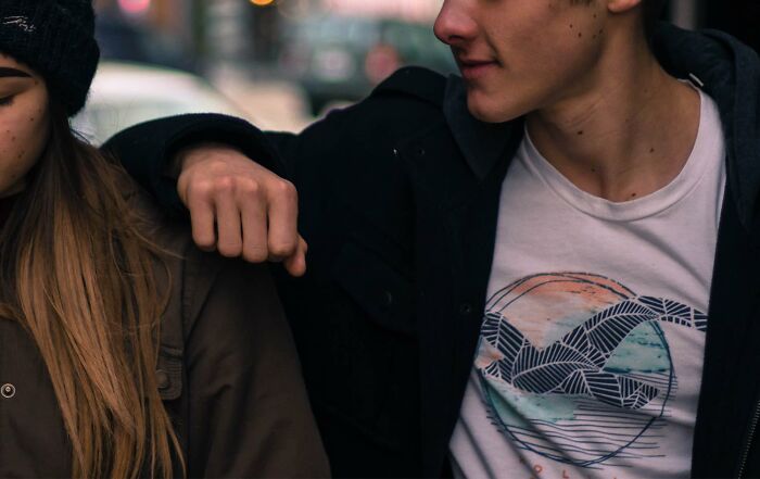 Men Are Sharing 30 Red Flags That Women Should Look Out For If They Don't Want To End Up In Awful Relationships - 1