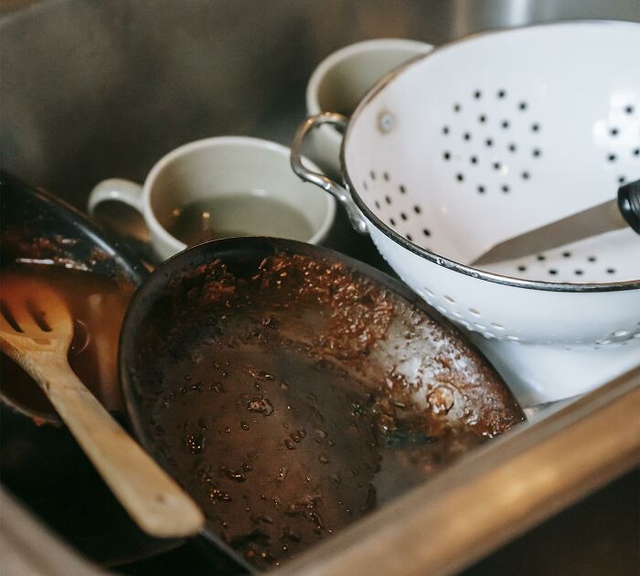 Men Are Sharing 30 Red Flags That Women Should Look Out For If They Don't Want To End Up In Awful Relationships - 7