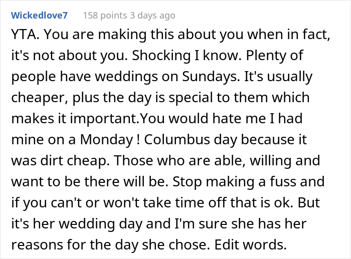 Relative Upset Their Niece Planned A Destination Wedding On A Sunday Night, Tells Her Off, And The Internet's Having None Of It Relative Upset Their Niece Planned A Destination Wedding On A Sunday Night, Tells Her Off, And The Internet's Having None Of It
