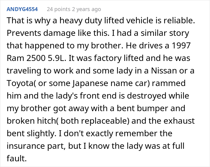 Karen Calls The Cops On Driver She Crashed Into, Regrets It After They See The Surveillance Footage - 40