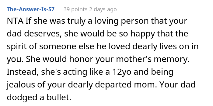 Woman Upset Her Fiancé's Daughter Refuses To Dye Her Hair So People Will Stop Telling Her How Much She Looks Like Her Mom Woman Upset Her Fiancé's Daughter Refuses To Dye Her Hair So People Will Stop Telling Her How Much She Looks Like Her Mom