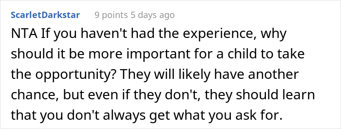 Passenger Refuses To Trade Seats With A Kid And Their Mom Is Furious, Wonders If They Were Really A Jerk