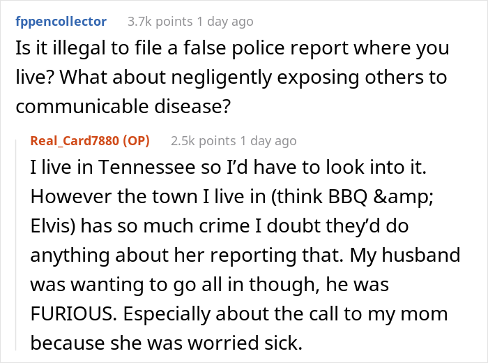 Woman Leaves Work Early Because Of 102°F Fever, Manager Comes Busting At Her Door And Calls The Cops Woman Leaves Work Early Because Of 102°F Fever, Manager Comes Busting At Her Door And Calls The Cops