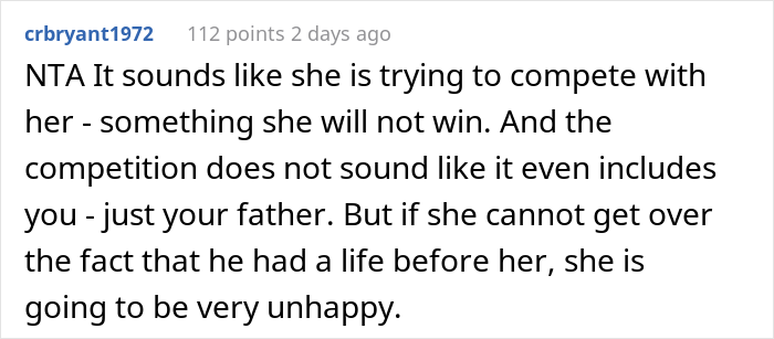 Woman Upset Her Fiancé's Daughter Refuses To Dye Her Hair So People Will Stop Telling Her How Much She Looks Like Her Mom Woman Upset Her Fiancé's Daughter Refuses To Dye Her Hair So People Will Stop Telling Her How Much She Looks Like Her Mom