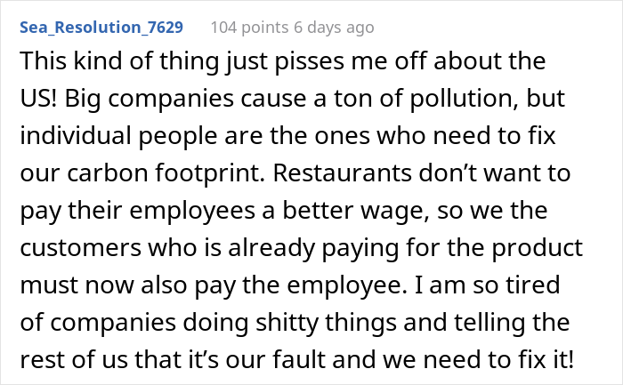 Restaurant Owner Berates Customers For Not Tipping Their Servers Who Work For $3 An Hour, Faces Major Backlash Online - 21