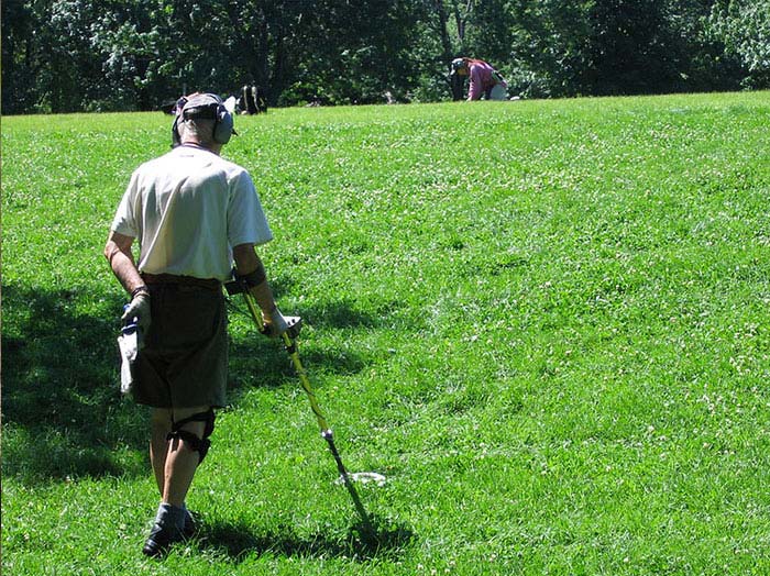 20 Objetos geniales encontrados con detectores de metal