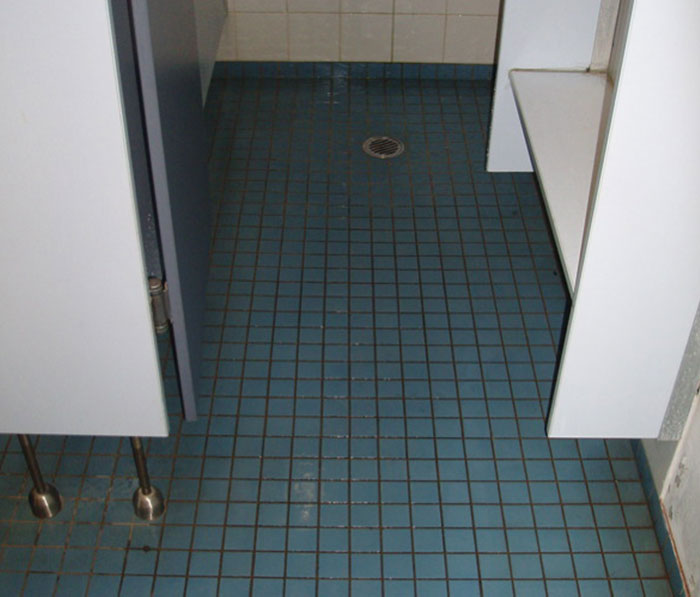 People Are Listing Household Objects That Are Actually Way More Dangerous Than They Appear - 16