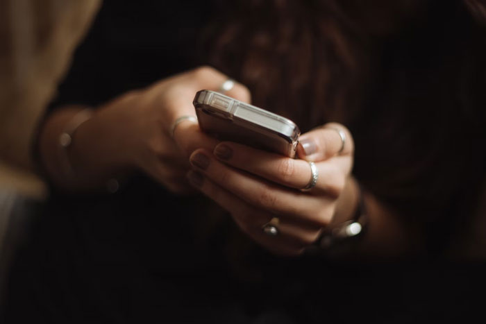 30 People Who Have Worked For Dating Companies Reveal Their Most Insane And Darkest Secrets