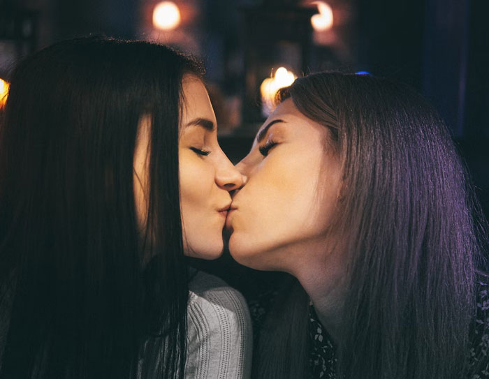 30 People Who Have Worked For Dating Companies Reveal Their Most Insane And Darkest Secrets