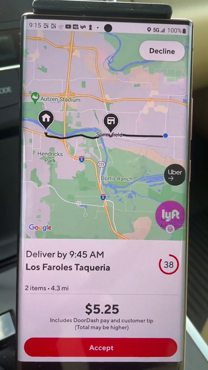 &ldquo;I Reject The Majority Of Orders&rdquo;: DoorDash Driver Shares How He Chooses Which Orders To Pick Up, Sparks Debate Online