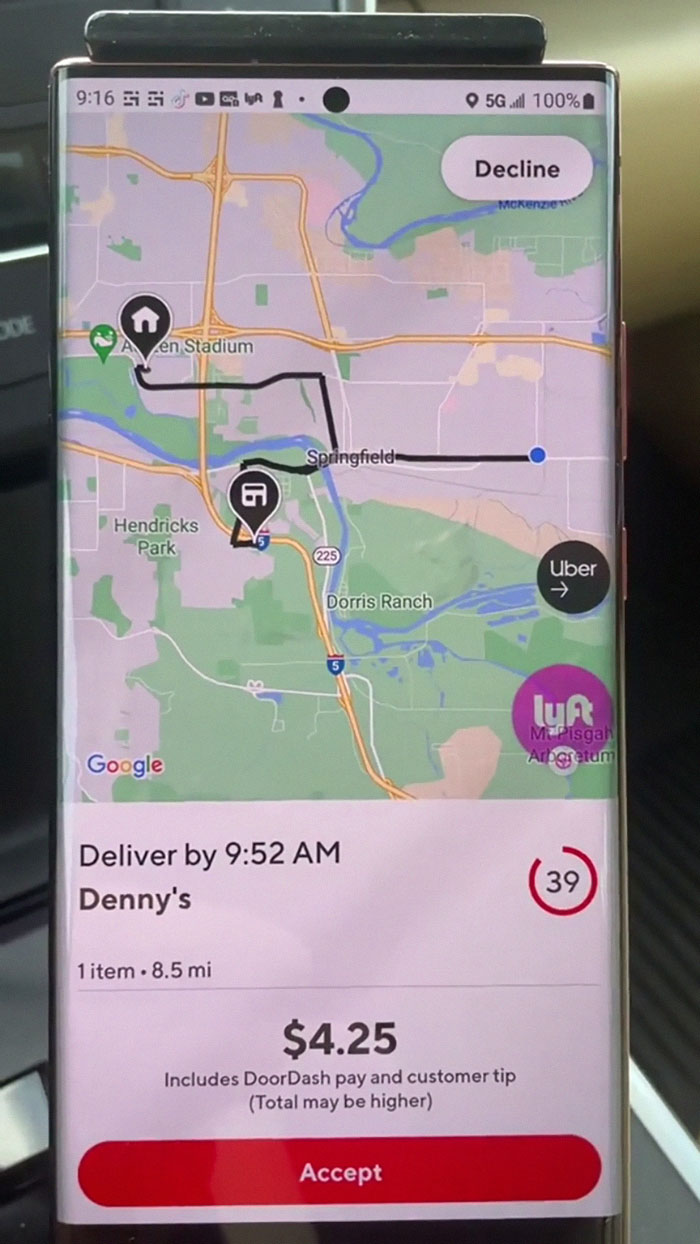 &ldquo;I Reject The Majority Of Orders&rdquo;: DoorDash Driver Shares How He Chooses Which Orders To Pick Up, Sparks Debate Online