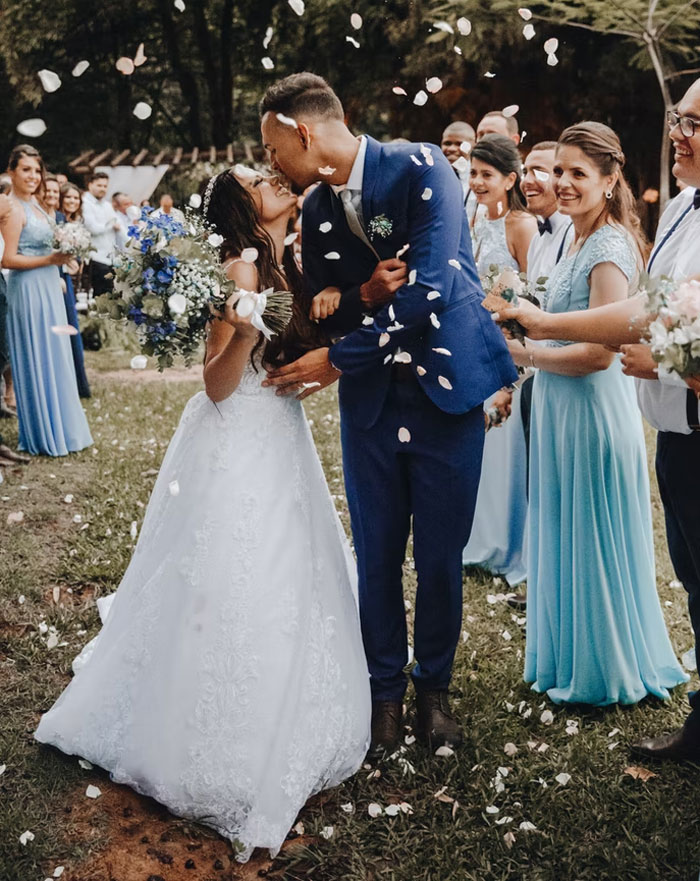 35 Of The Dumbest Wedding Traditions People Hope Will Disappear As Soon As Possible