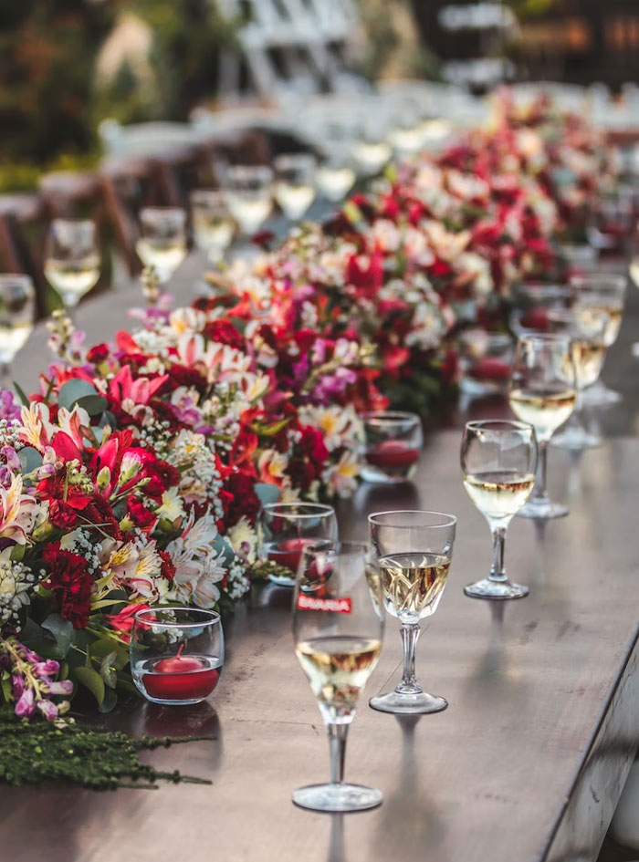 35 Of The Dumbest Wedding Traditions People Hope Will Disappear As Soon As Possible