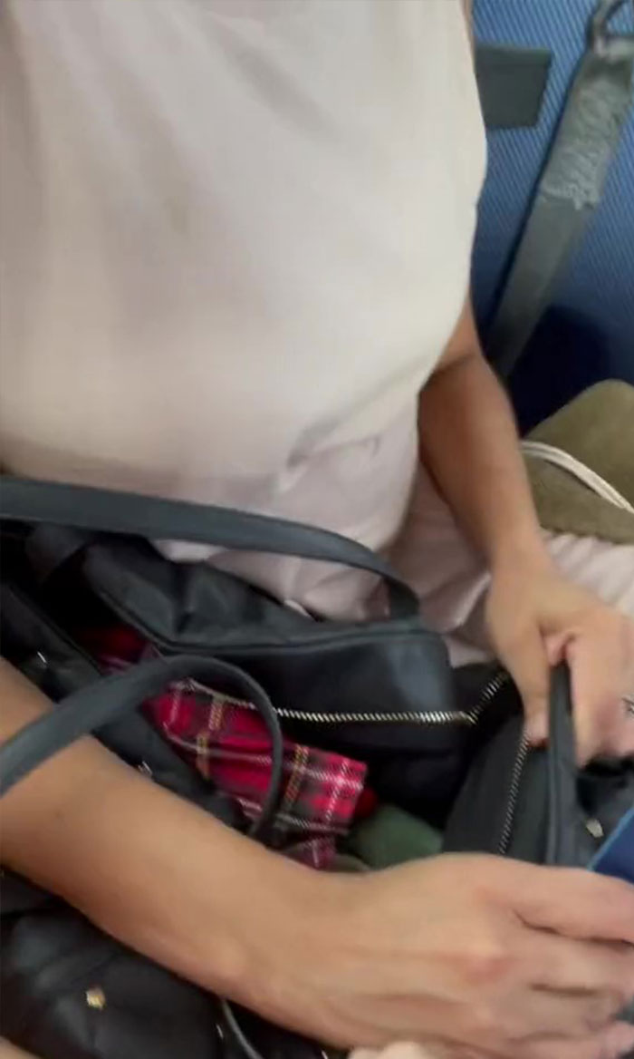 Woman Steals Merchandise Worth $600 From This Shop Owner Who Follows Her Home To Take It Back And Get The Shoplifter Arrested Woman Steals Merchandise Worth $600 From This Shop Owner Who Follows Her Home To Take It Back And Get The Shoplifter Arrested