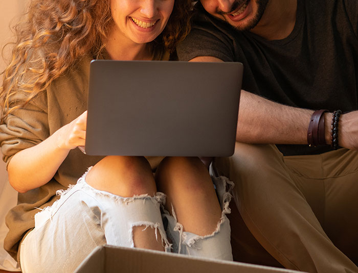 Groom Is Stood Up By His Parents At His Own Wedding Because Of Sister, His Best Friend Comes Up With The Best Revenge Plan