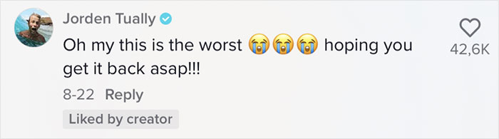 Woman Left In Tears After She Lost Her Wallet And Some Stranger Said He Would Only Return It After She Went On A Date With Him