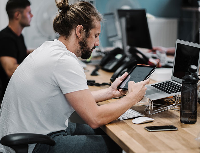 20 Casos muy extremos de padres sobreprotectores