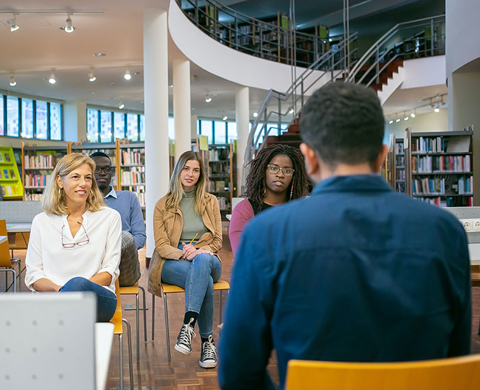20 Casos muy extremos de padres sobreprotectores