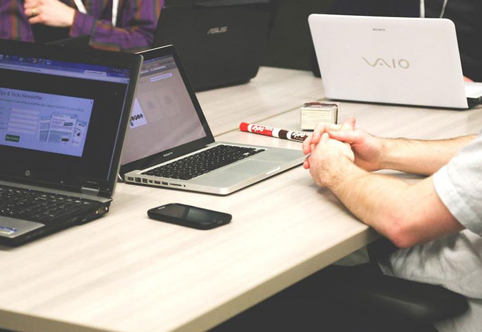 30 People Reveal The Best And Worst Transformations They’ve Seen From Their High School Friends