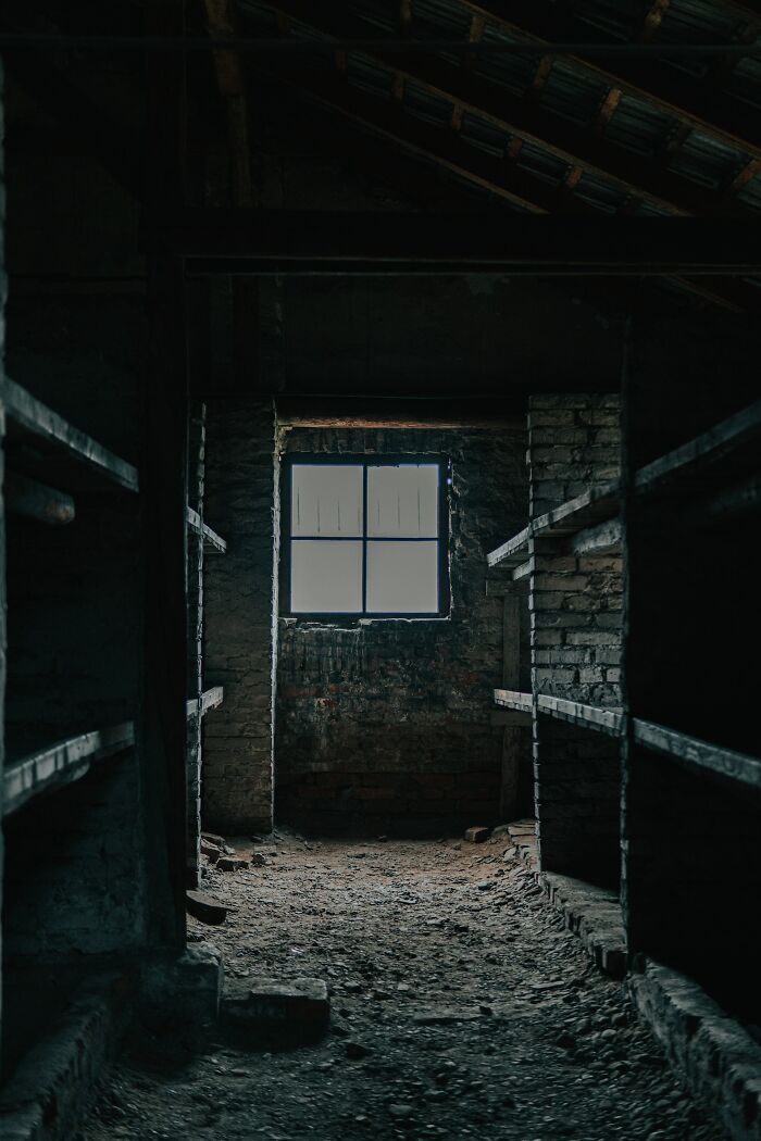 35 Strange Secret Rooms These People Found In Their Homes, Shared In This Online Thread