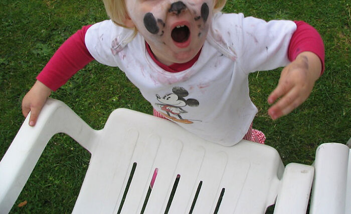 Discussion Online Ensues After Woman Shares How Her 2 Y.O. Kid Is So Well Behaved In Public But Is Uncontrollable At Home Discussion Online Ensues After Woman Shares How Her 2 Y.O. Kid Is So Well Behaved In Public But Is Uncontrollable At Home