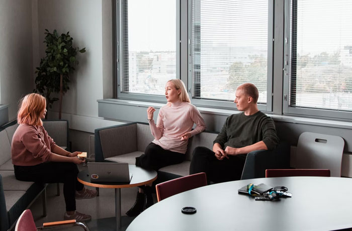 Someone Asks ‘What Do Kids With Helicopter Parents Look Like As Adults?’, And Here Are 30 Illuminating Answers