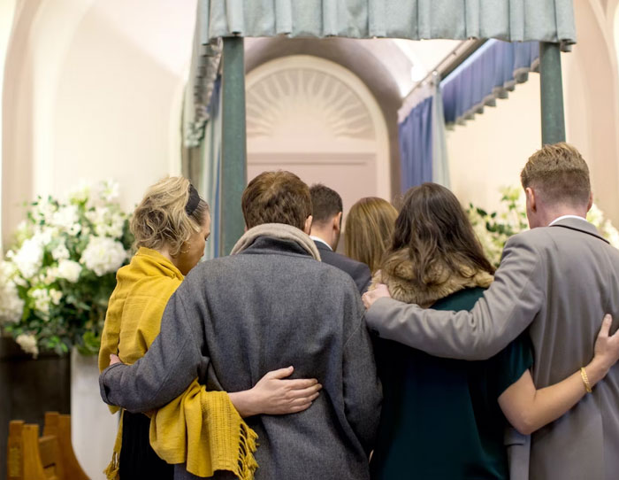 Someone Asks ‘What Do Kids With Helicopter Parents Look Like As Adults?’, And Here Are 30 Illuminating Answers