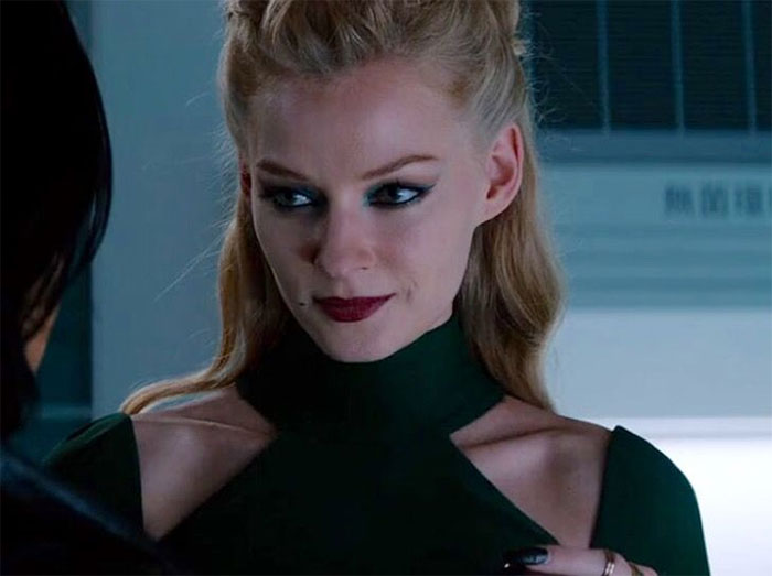 Viper looking and smiling from X-Men