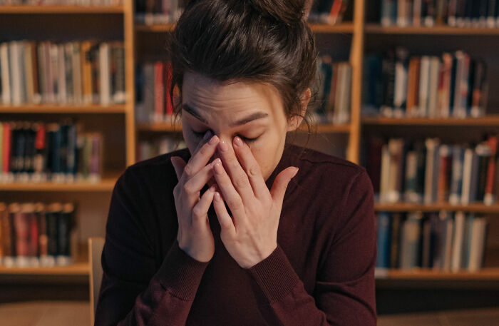 Mom Is "Left Speechless" After Neighbor From Downstairs Has Enough Of Her Loud 3-Year-Old And Tells Her To Be Quiet