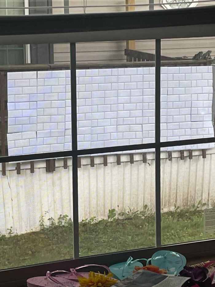 35 Of The Most Awful Homes Shared On The ‘That’s It, I’m Home Shaming’ Facebook Group (New Pics)