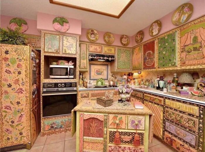 35 Of The Most Awful Homes Shared On The ‘That’s It, I’m Home Shaming’ Facebook Group (New Pics)